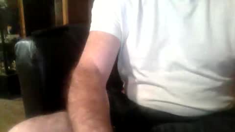 Snapshot of redfox60010 chatting on 11/30/25, 10:47 redfox60010 online show from 11/30/25, 10:47