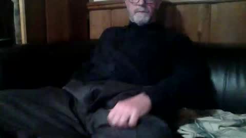 Snapshot of redfox60010 chatting on 01/09/26, 05:43 redfox60010 online show from 01/09/26, 05:43
