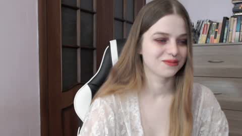 Lily online show from 12/27/24, 03:09