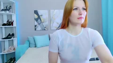 Snapshot of redhead_vixen__ chatting on 06/16/26, 02:14 Alice online show from 06/16/26, 02:14