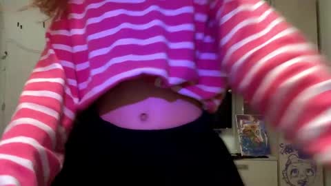 Snapshot of redheadcatxd chatting on 04/21/26, 10:34 Eva online show from 04/21/26, 10:34