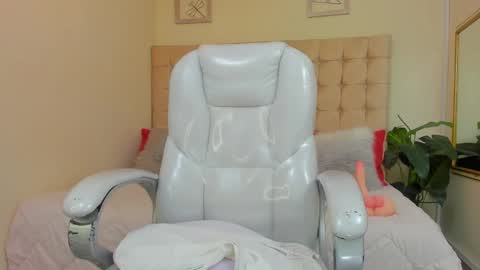 Lupe online show from 03/04/25, 10:46