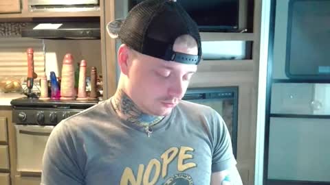 Snapshot of redinthebed chatting on 12/18/24, 03:04 InkedGinger online show from 12/18/24, 03:04