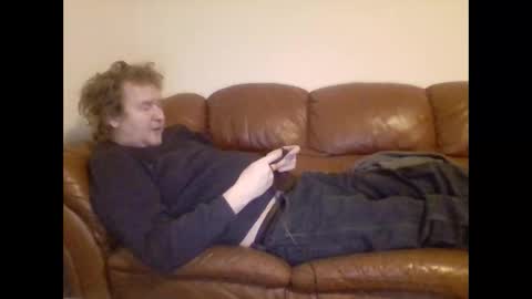 Snapshot of redlols chatting on 03/06/25, 02:41 redlols online show from 03/06/25, 02:41