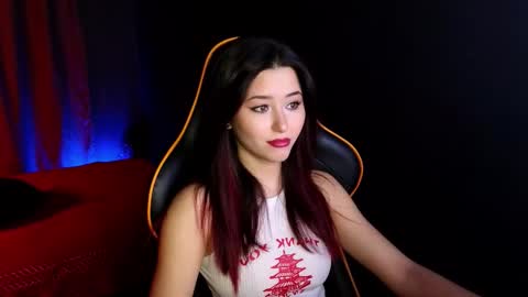 Kiara online show from 12/04/25, 08:39