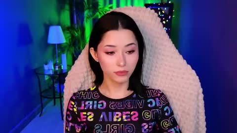 Snapshot of redmidnight_ chatting on 05/08/26, 08:47 Kiara online show from 05/08/26, 08:47