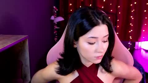 Snapshot of redmidnight_ chatting on 05/22/26, 08:58 Kiara online show from 05/22/26, 08:58
