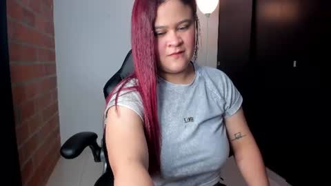 Snapshot of redmusee chatting on 07/14/26, 04:13 redmusee online show from 07/14/26, 04:13