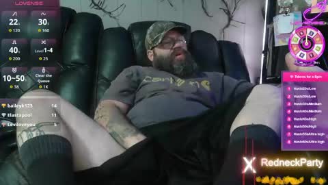 Snapshot of redneckwants2play chatting on 04/25/26, 01:41 RedneckWants2Play online show from 04/25/26, 01:41