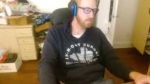 redrob57 online show from 11/21/25, 06:23