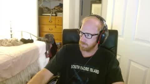 redrob57 online show from 02/18/26, 08:54