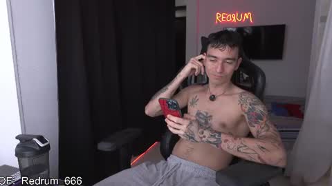 Red online show from 07/11/26, 06:54