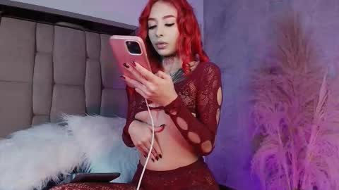 Snapshot of reds_velvet chatting on 02/22/26, 04:02 RED VELVET online show from 02/22/26, 04:02