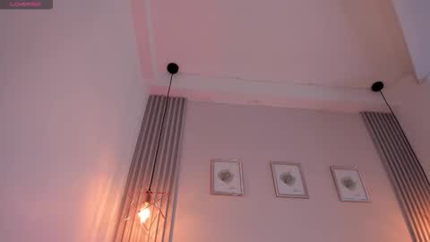 Snapshot of redvelvet__7 chatting on 12/14/25, 04:23 Anna Redvelvet online show from 12/14/25, 04:23