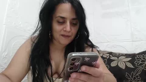 Reea online show from 11/09/25, 07:23