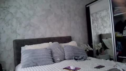 Reed-velvet online show from 02/24/26, 07:28