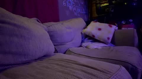 Lee online show from 04/09/26, 06:57