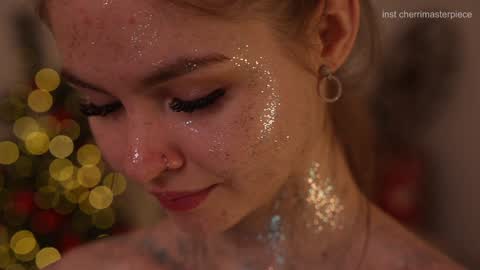 Snapshot of refined_style chatting on 12/20/24, 11:26 JessyinCherri yang online show from 12/20/24, 11:26