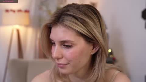 Snapshot of refined_style chatting on 01/06/25, 02:58 JessyinCherri yang online show from 01/06/25, 02:58