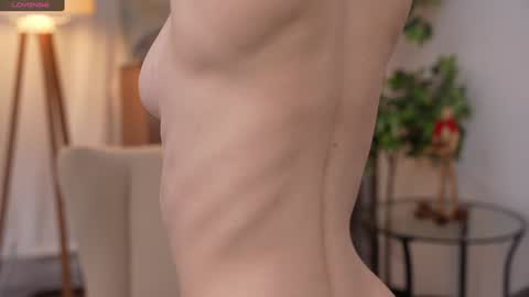 Snapshot of refined_style chatting on 01/17/25, 10:11 JessyinCherri yang online show from 01/17/25, 10:11