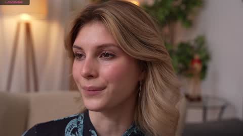 Snapshot of refined_style chatting on 02/06/25, 01:54 JessyinCherri yang online show from 02/06/25, 01:54