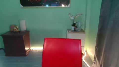 Snapshot of regelthegoddess chatting on 01/04/25, 11:54 regelthegoddess online show from 01/04/25, 11:54