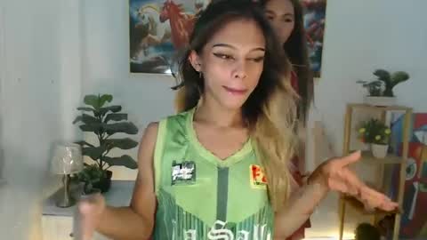 Snapshot of regelthegoddess chatting on 01/07/25, 04:37 regelthegoddess online show from 01/07/25, 04:37