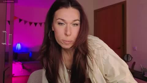 ReginaHawkinss online show from 04/23/26, 09:52