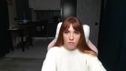 Snapshot of reginasmilee chatting on 10/04/25, 05:27 Regina online show from 10/04/25, 05:27