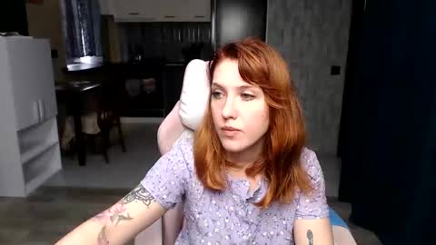 Snapshot of reginasmilee chatting on 10/07/25, 10:01 Regina online show from 10/07/25, 10:01