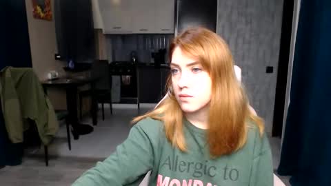 Snapshot of reginasmilee chatting on 11/02/25, 01:19 Regina online show from 11/02/25, 01:19