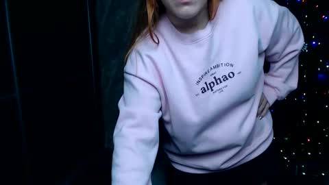 Regina online show from 12/16/25, 02:22