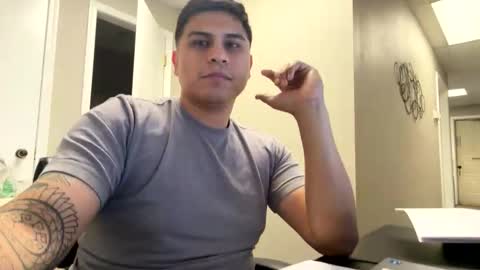 Snapshot of regio2991 chatting on 11/26/25, 12:11 Regio2991 online show from 11/26/25, 12:11