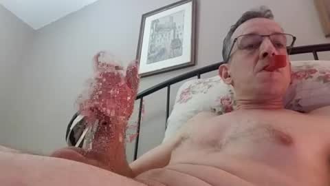 regularguy20 online show from 04/04/26, 02:32