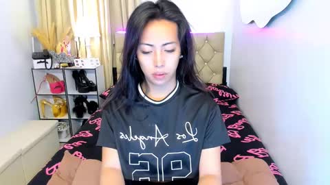 reighnempress online show from 02/28/25, 01:58