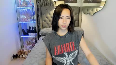 reighnempress online show from 12/03/25, 02:41