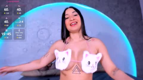 Snapshot of reiinachloe chatting on 02/20/26, 04:40 reiinachloe online show from 02/20/26, 04:40