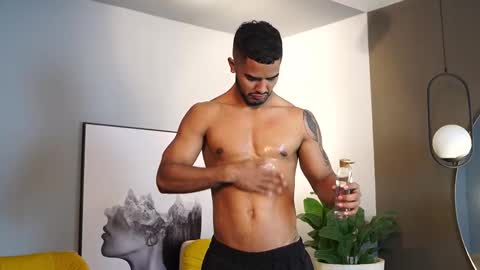 Reik online show from 12/18/25, 12:11