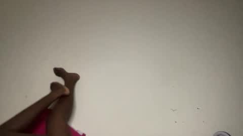 Snapshot of reina77xo chatting on 02/13/26, 06:26 reina77xo online show from 02/13/26, 06:26