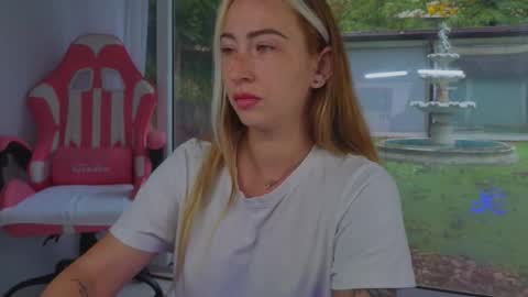 reina cummings online show from 09/30/25, 06:18