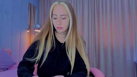 reina cummings online show from 11/09/25, 06:44