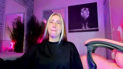 reina cummings online show from 12/14/25, 06:30