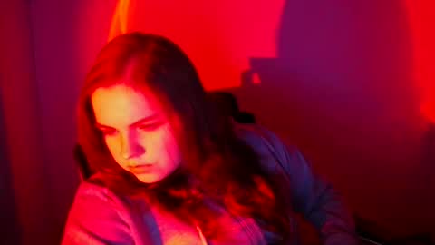 Snapshot of reinakitty_ chatting on 12/21/25, 12:34 Reina online show from 12/21/25, 12:34