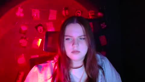 Snapshot of reinakitty_ chatting on 01/07/26, 06:38 Reina online show from 01/07/26, 06:38