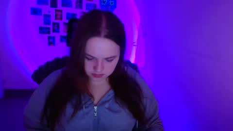 Snapshot of reinakitty_ chatting on 02/22/26, 06:35 Reina online show from 02/22/26, 06:35