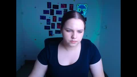 Reina online show from 04/14/26, 05:46