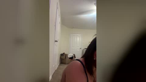 Snapshot of reinarica chatting on 02/23/26, 04:54 reinarica online show from 02/23/26, 04:54