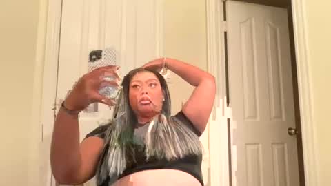 Snapshot of reinarica chatting on 08/08/26, 04:47 reinarica online show from 08/08/26, 04:47