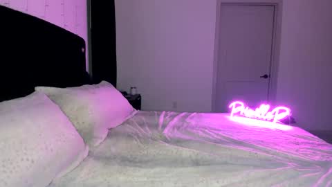 Snapshot of rejectbarbie chatting on 12/10/24, 03:20 Priscilla online show from 12/10/24, 03:20