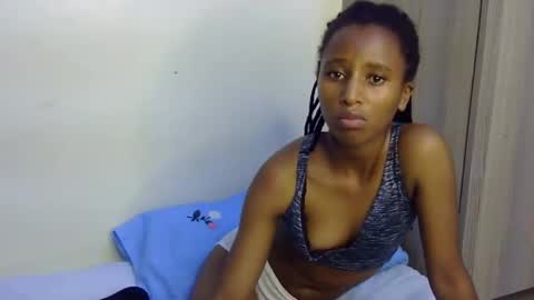 Snapshot of rellings_maya chatting on 01/16/25, 06:27 rellings-maya online show from 01/16/25, 06:27